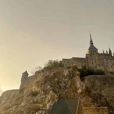 Дом отдыха Maison Au Calme Жуллувиль-ле-Пен