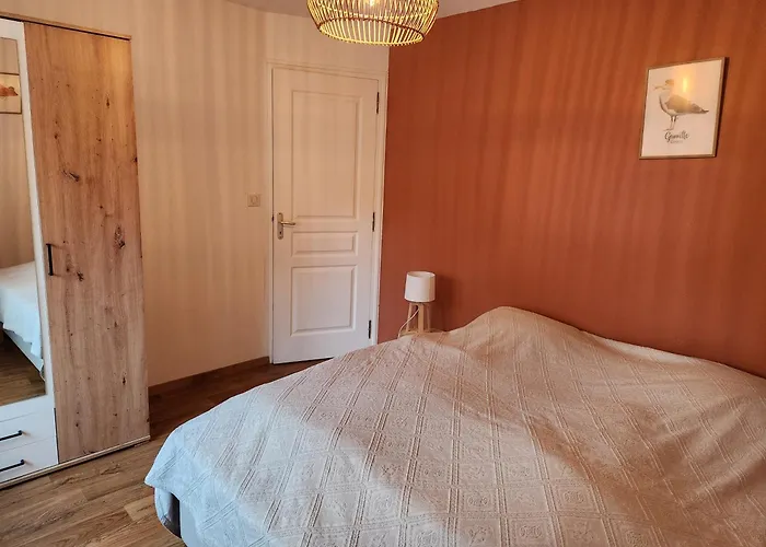 Maison Au Calme Jullouville-les-Pins